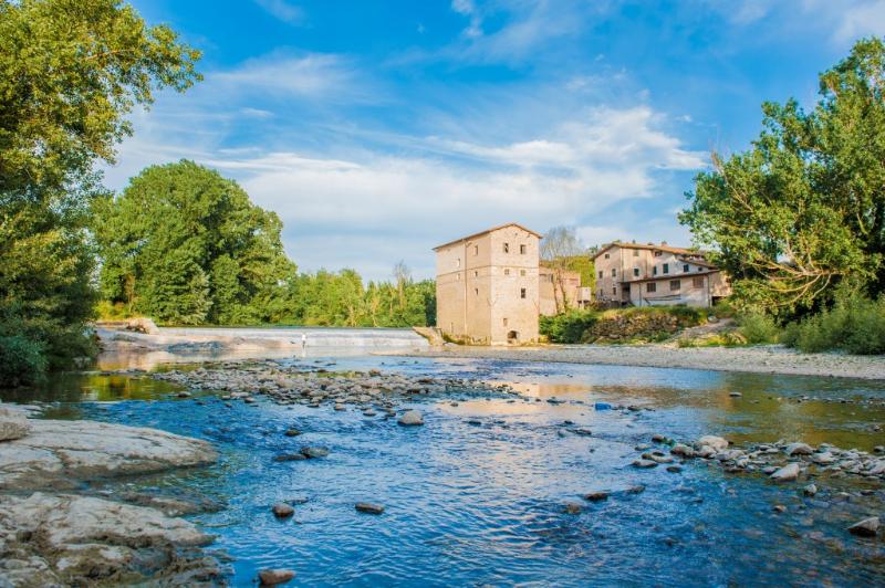 Titolo: The river park “Mills Park”  - Torgiano